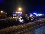 Verkehrsunfall mit mehrfacher Menschenrettung auf der LB2