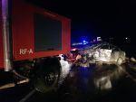 Verkehrsunfall mit mehrfacher Menschenrettung auf der LB2