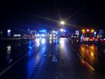 Verkehrsunfall mit mehrfacher Menschenrettung auf der LB2